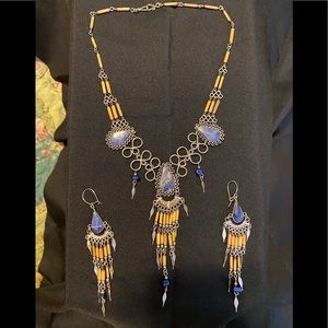 Necklace and earring set